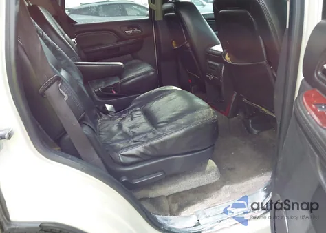 2007 Cadillac Escalade Standard from USA, damaged, VIN 1GYFK63827R172121